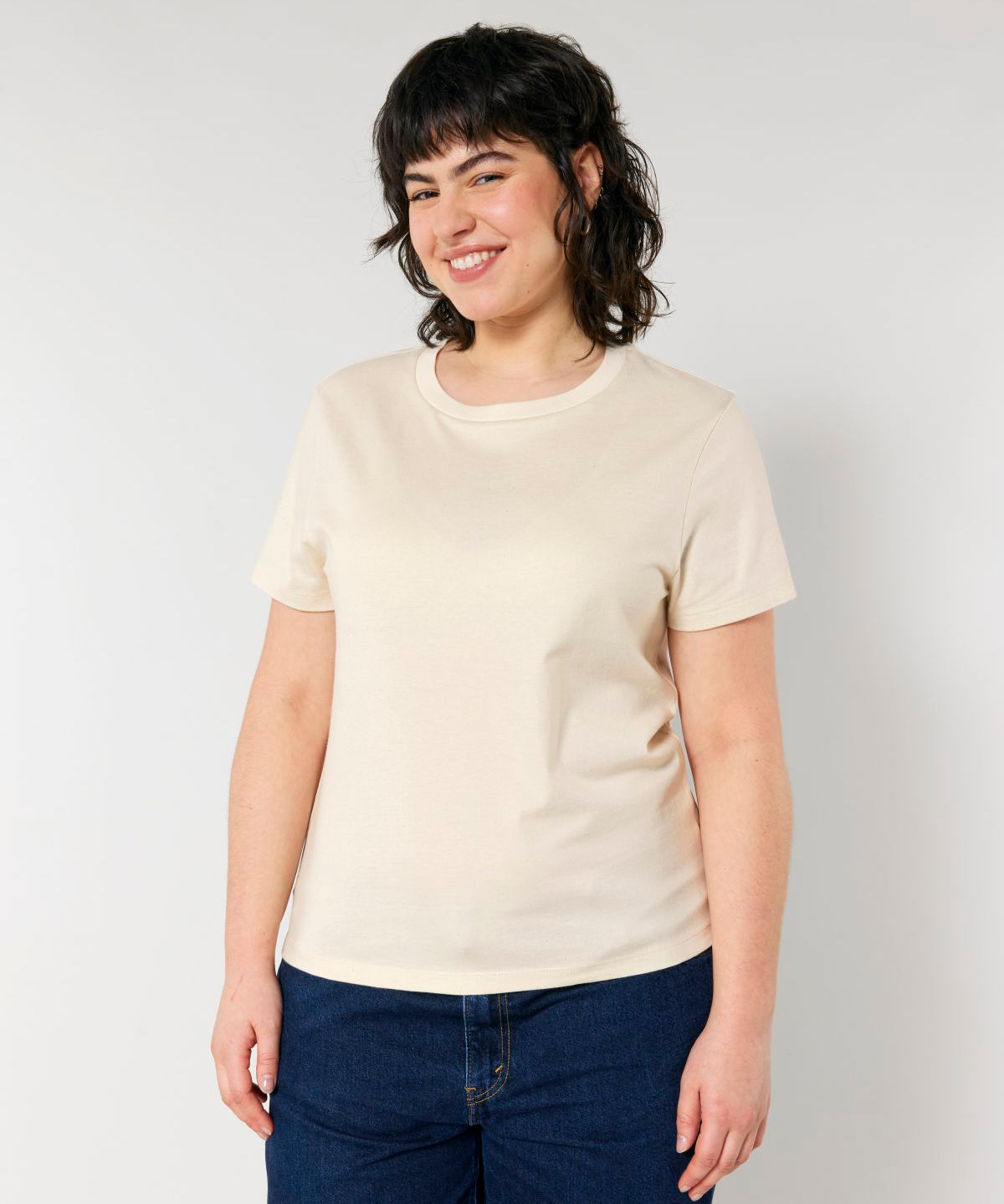 Das klassische Frauen-T-Shirt · Medium Fit · 180 GSM