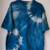 Indigo Shibori — T-Shirt färben