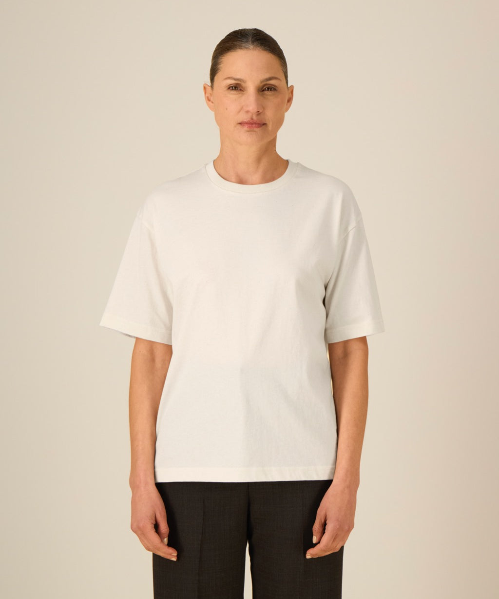 Das leichte T-Shirt - Unisex · Relaxed Fit · 155 GSM