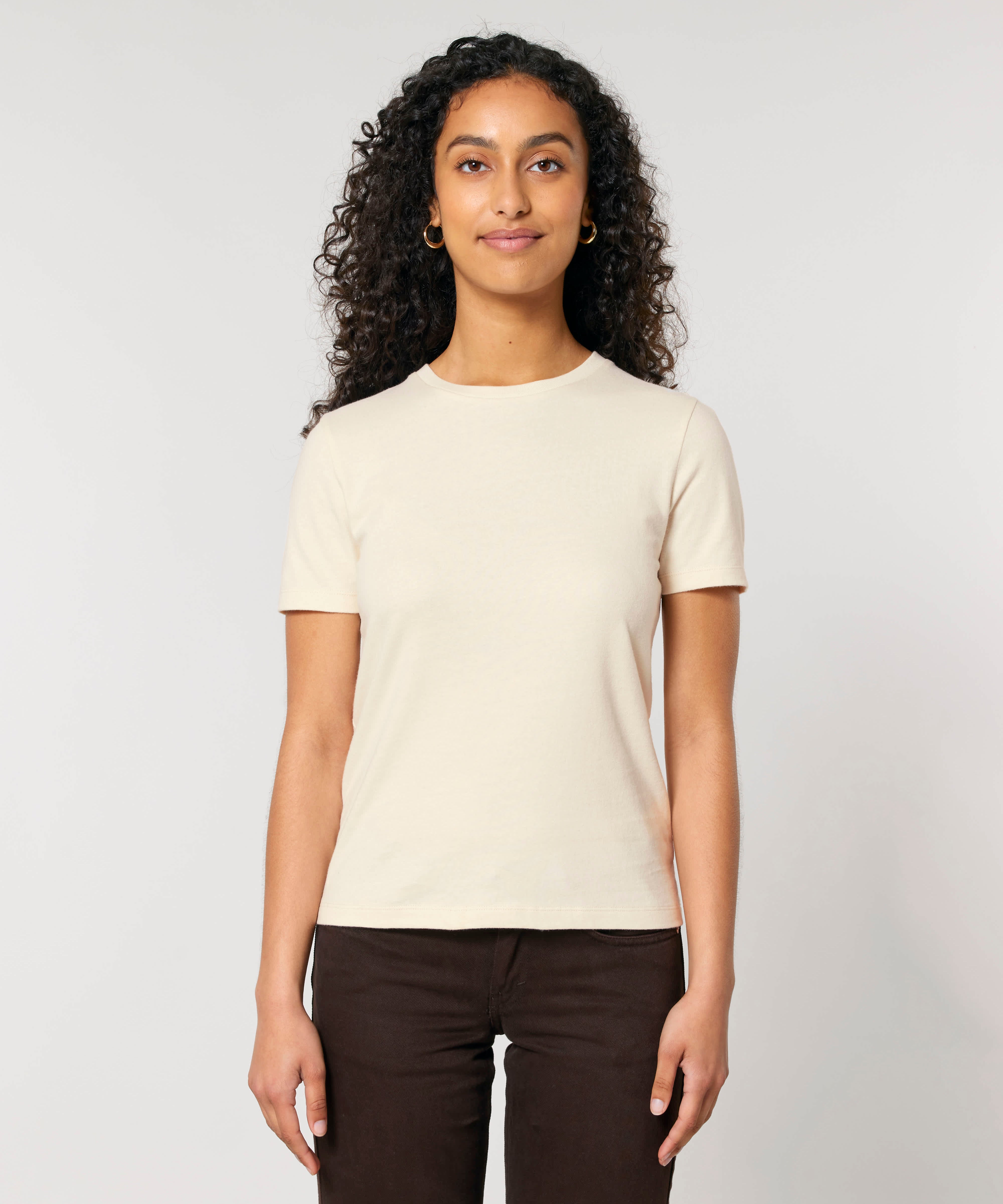 Das fitted T-Shirt - Frauen · Fitted · 180 GSM