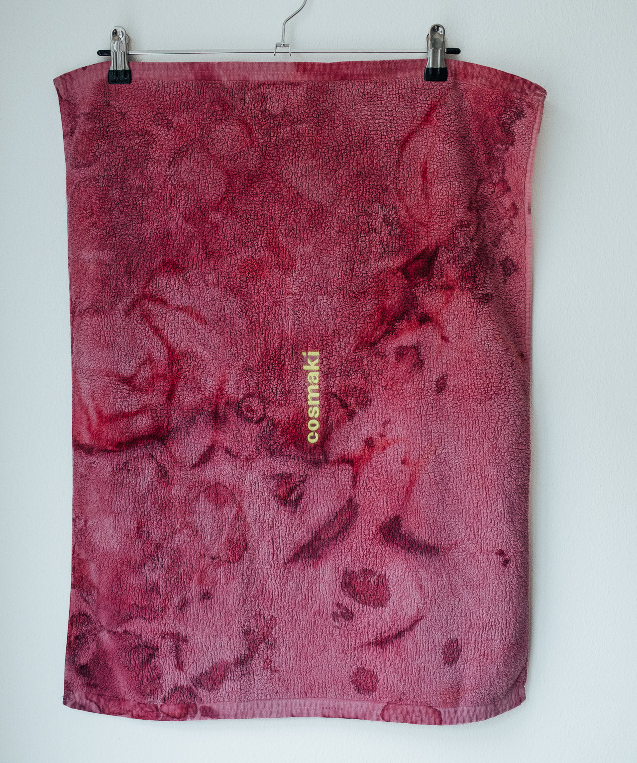 Bath mat · Stain-dye · Lac dye / Soda · Neon embroidery